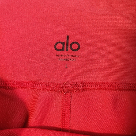 Alo Yoga high-waisted Airlift leggings vibrant classic red women's activewear L. - Picture 10 of 16